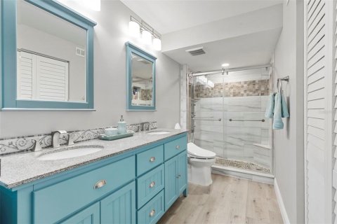 Купить кондоминиум в Сент-Питерсберг, Флорида 12 комнат, 118.91м2, № 1835235 - фото 27