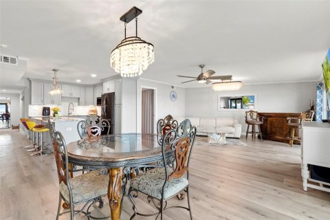 Copropriété à vendre à Saint Petersburg, Floride: 2 chambres, 118.91 m2 № 1835235 - photo 10