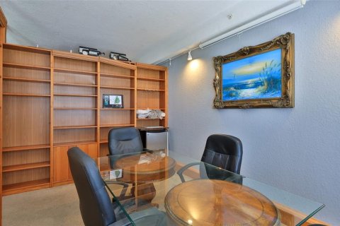 Commercial property in Palm Coast, Florida 202.06 sq.m. № 1733594 - photo 15