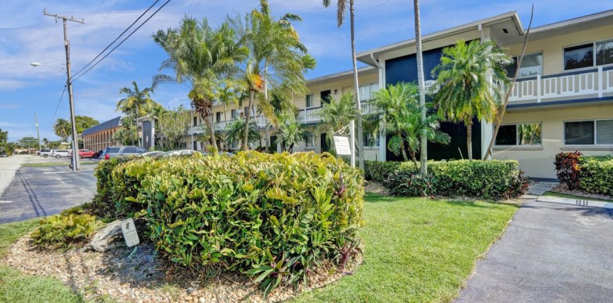 Condo in Pompano Beach, Florida, 2 bedrooms  № 1159472