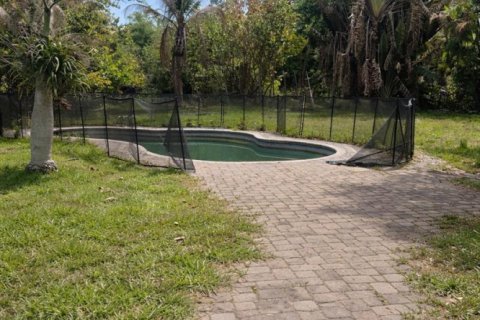 House in West Palm Beach, Florida 5 bedrooms, 167.97 sq.m. № 2187220 - photo 23