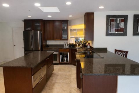 House in West Palm Beach, Florida 5 bedrooms, 167.97 sq.m. № 2187220 - photo 13