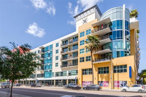 Copropriété à vendre à Tampa, Floride: 2 chambres, 97.55 m2 № 1898711 - photo 26
