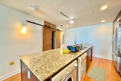 Copropriété à vendre à Tampa, Floride: 2 chambres, 97.55 m2 № 1898711 - photo 12