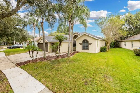 Villa ou maison à vendre à Tampa, Floride: 3 chambres, 171.68 m2 № 2433685 - photo 2