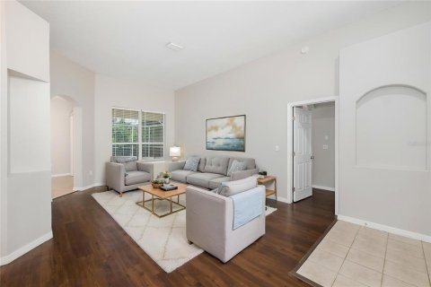 Villa ou maison à vendre à Tampa, Floride: 3 chambres, 171.68 m2 № 2433685 - photo 4