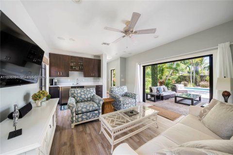 Casa en venta en West Palm Beach, Florida, 3 dormitorios, 219.34 m2 № 1993895 - foto 9