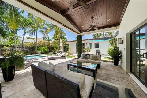 Casa en venta en West Palm Beach, Florida, 3 dormitorios, 219.34 m2 № 1993895 - foto 27