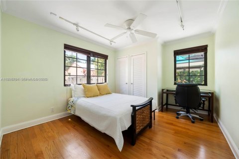 Casa en venta en West Palm Beach, Florida, 3 dormitorios, 219.34 m2 № 1993895 - foto 18