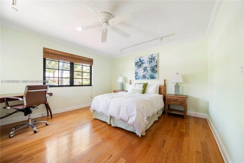 Casa en venta en West Palm Beach, Florida, 3 dormitorios, 219.34 m2 № 1993895 - foto 20