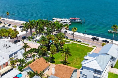 Immobilier commercial à vendre à Saint Pete Beach, Floride: 59.83 m2 № 2349282 - photo 8