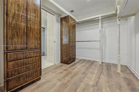 Villa ou maison à louer à Palmetto Bay, Floride: 4 chambres, 240.9 m2 № 1872035 - photo 18