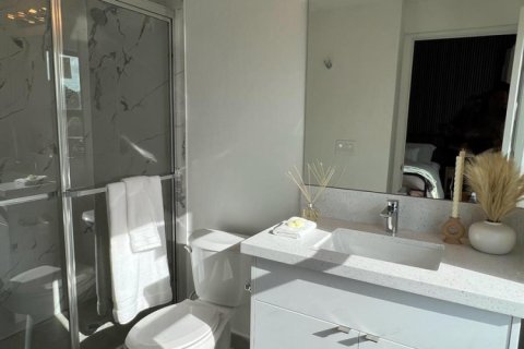 Touwnhouse à louer à Hollywood, Floride: 3 chambres, 139.35 m2 № 2146786 - photo 11