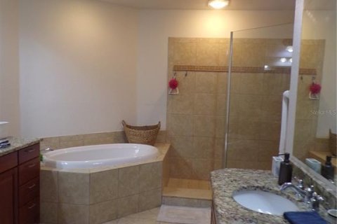 Condominio en alquiler en Punta Gorda, Florida, 3 dormitorios, 177.91 m2 № 1608570 - foto 6