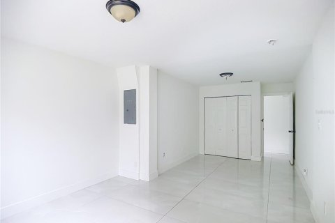 Villa ou maison à louer à Lakeland, Floride: 5 chambres, 137.87 m2 № 2416623 - photo 19