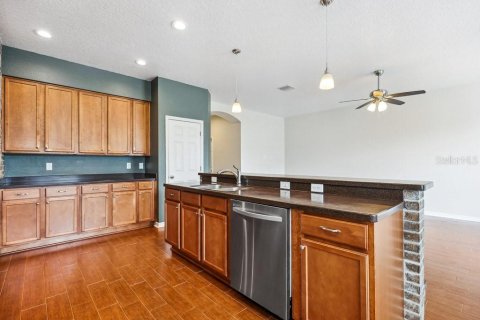 House in Plant City, Florida 3 bedrooms, 153.75 sq.m. № 2427536 - photo 12