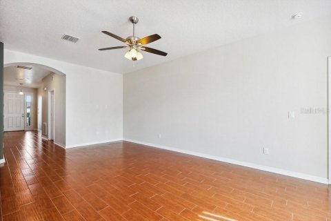 House in Plant City, Florida 3 bedrooms, 153.75 sq.m. № 2427536 - photo 10