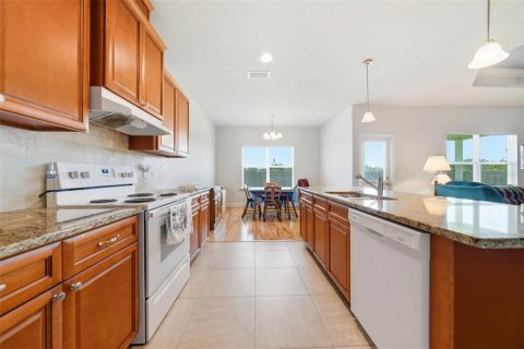 House in Newberry, Florida 4 bedrooms, 186.64 sq.m. № 2218086 - photo 14