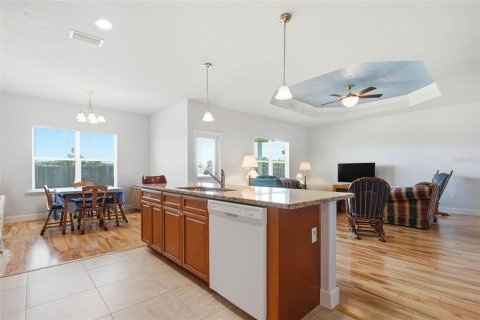 House in Newberry, Florida 4 bedrooms, 186.64 sq.m. № 2218086 - photo 12