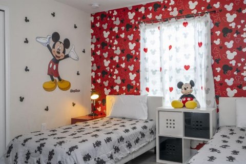 Adosado en venta en Kissimmee, Florida, 5 dormitorios, 201.41 m2 № 1769497 - foto 30