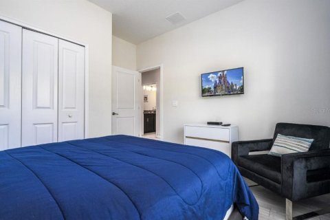 Adosado en venta en Kissimmee, Florida, 5 dormitorios, 201.41 m2 № 1769497 - foto 11
