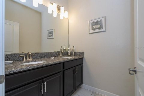 Adosado en venta en Kissimmee, Florida, 5 dormitorios, 201.41 m2 № 1769497 - foto 14