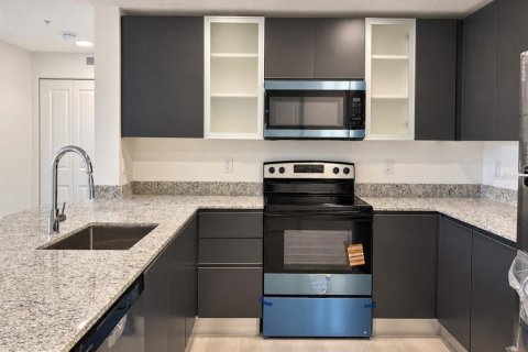 Condo in Orlando, Florida, 2 bedrooms  № 2277271 - photo 6
