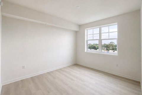 Condo in Orlando, Florida, 2 bedrooms  № 2277271 - photo 10