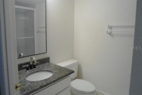 Copropriété à vendre à Clearwater, Floride: 2 chambres, 99.41 m2 № 2151169 - photo 13