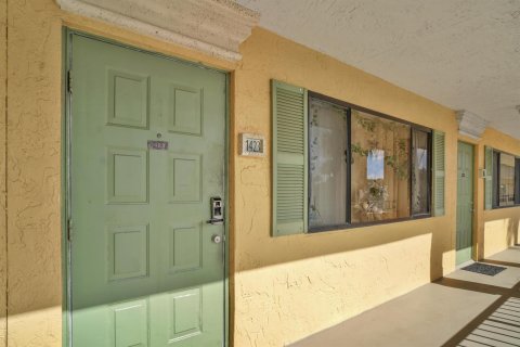 Купить кондоминиум в Бойнтон-Бич, Флорида 4 комнаты, 65.4м2, № 2084162 - фото 18