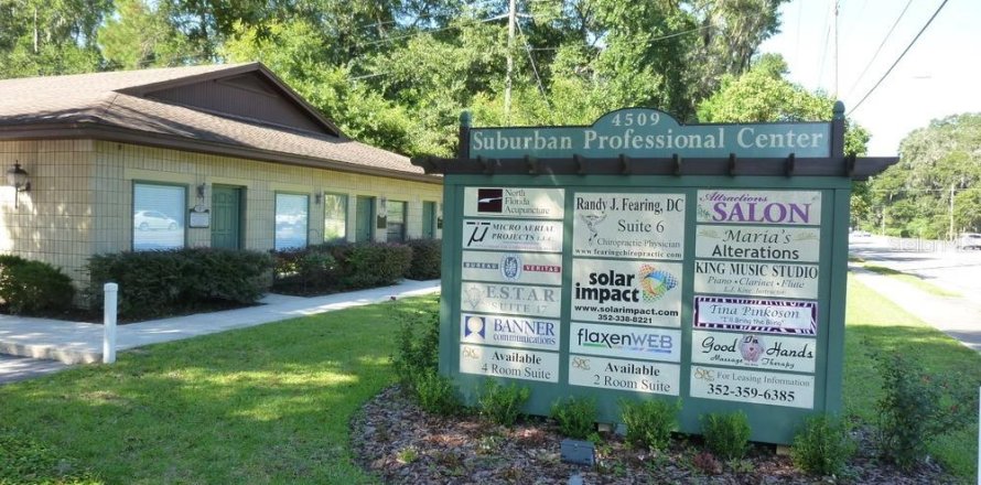 Commercial property in Gainesville, Florida 32.52 sq.m. № 2355657