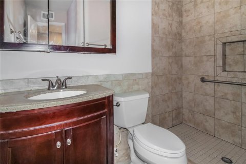 Villa ou maison à louer à Altamonte Springs, Floride: 3 chambres, 200.95 m2 № 1746501 - photo 14