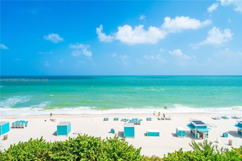 Condominio en venta en Miami Beach, Florida, 1 dormitorio, 80.82 m2 № 1766875 - foto 2