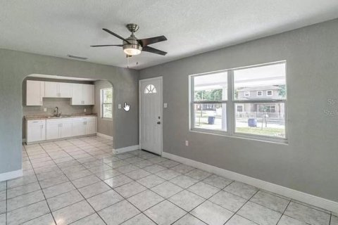 Casa en venta en Tampa, Florida, 3 dormitorios, 103.21 m2 № 2383497 - foto 3