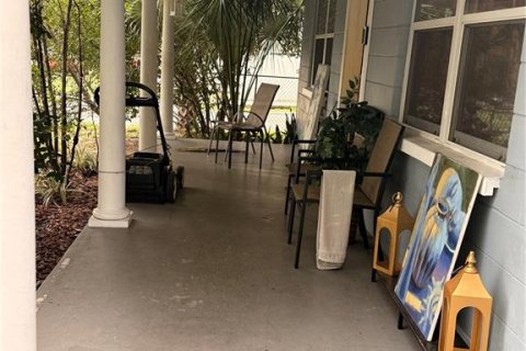 Casa en venta en Tampa, Florida, 3 dormitorios, 103.21 m2 № 2383497 - foto 2