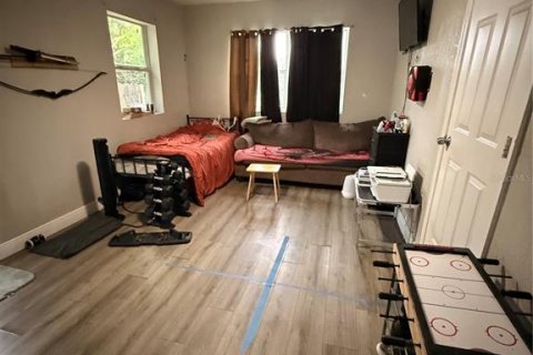 Casa en venta en Tampa, Florida, 3 dormitorios, 103.21 m2 № 2383497 - foto 11