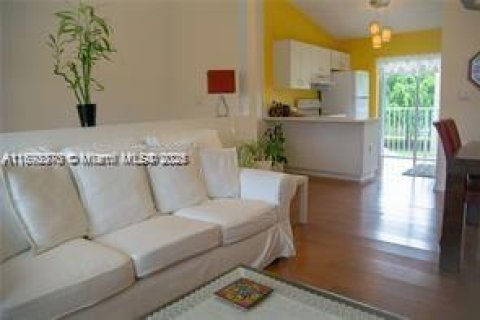 Copropriété à louer à Miami, Floride: 2 chambres, 74.32 m2 № 1946818 - photo 6