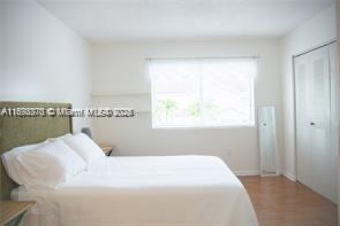 Copropriété à louer à Miami, Floride: 2 chambres, 74.32 m2 № 1946818 - photo 18