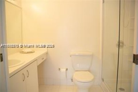 Copropriété à louer à Miami, Floride: 2 chambres, 74.32 m2 № 1946818 - photo 20