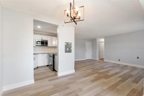 Copropriété à louer à Saint Petersburg, Floride: 1 chambre, 65.77 m2 № 1807369 - photo 13