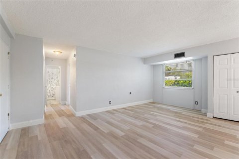 Copropriété à louer à Saint Petersburg, Floride: 1 chambre, 65.77 m2 № 1807369 - photo 7