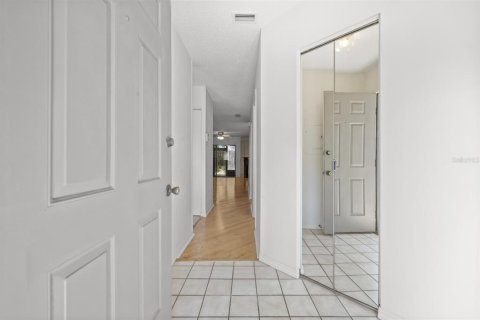 Condo in Jacksonville, Florida, 2 bedrooms  № 1832718 - photo 5