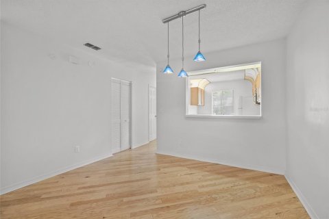 Condo in Jacksonville, Florida, 2 bedrooms  № 1832718 - photo 9