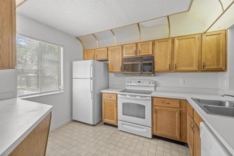 Condo in Jacksonville, Florida, 2 bedrooms  № 1832718 - photo 10