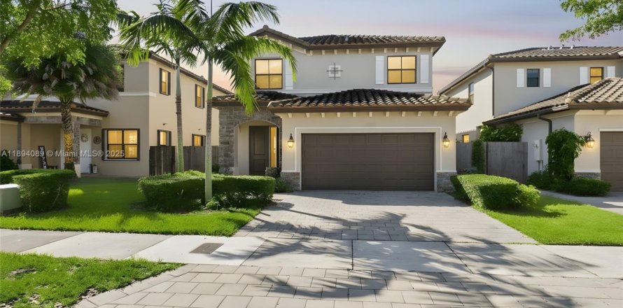 Villa ou maison à Homestead, Floride 4 chambres, 232.26 m2 № 1948068