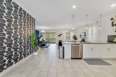 Casa en venta en Kissimmee, Florida, 8 dormitorios, 398.46 m2 № 1906153 - foto 7
