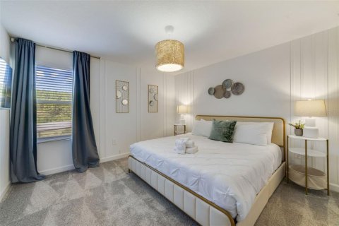 Casa en venta en Kissimmee, Florida, 8 dormitorios, 398.46 m2 № 1906153 - foto 27