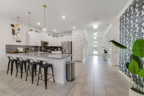 Casa en venta en Kissimmee, Florida, 8 dormitorios, 398.46 m2 № 1906153 - foto 9