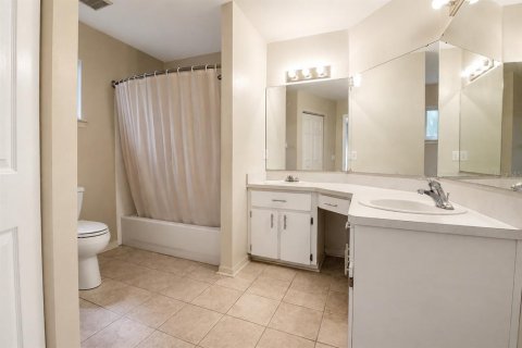House in Gainesville, Florida 2 bedrooms, 106.65 sq.m. № 2308924 - photo 14