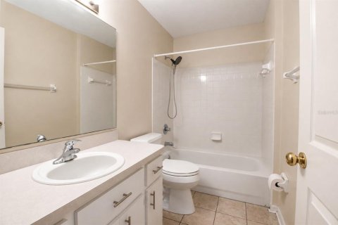 House in Gainesville, Florida 2 bedrooms, 106.65 sq.m. № 2308924 - photo 19